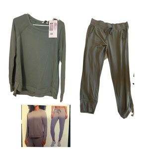 Tulip hem pullover soft touch jogger set